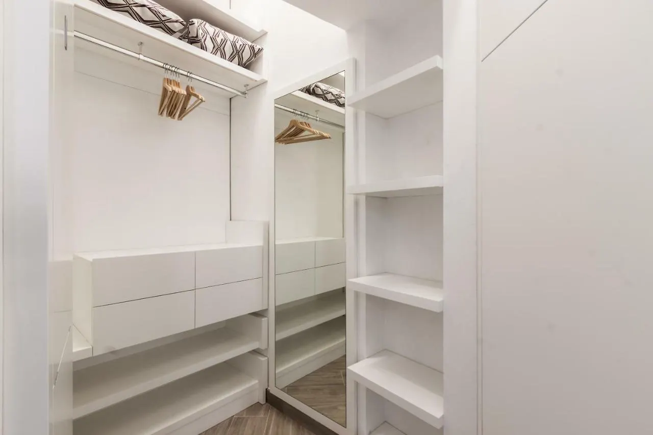 Domus Quiritum Elite, Vatican Luxury Apartment Rome